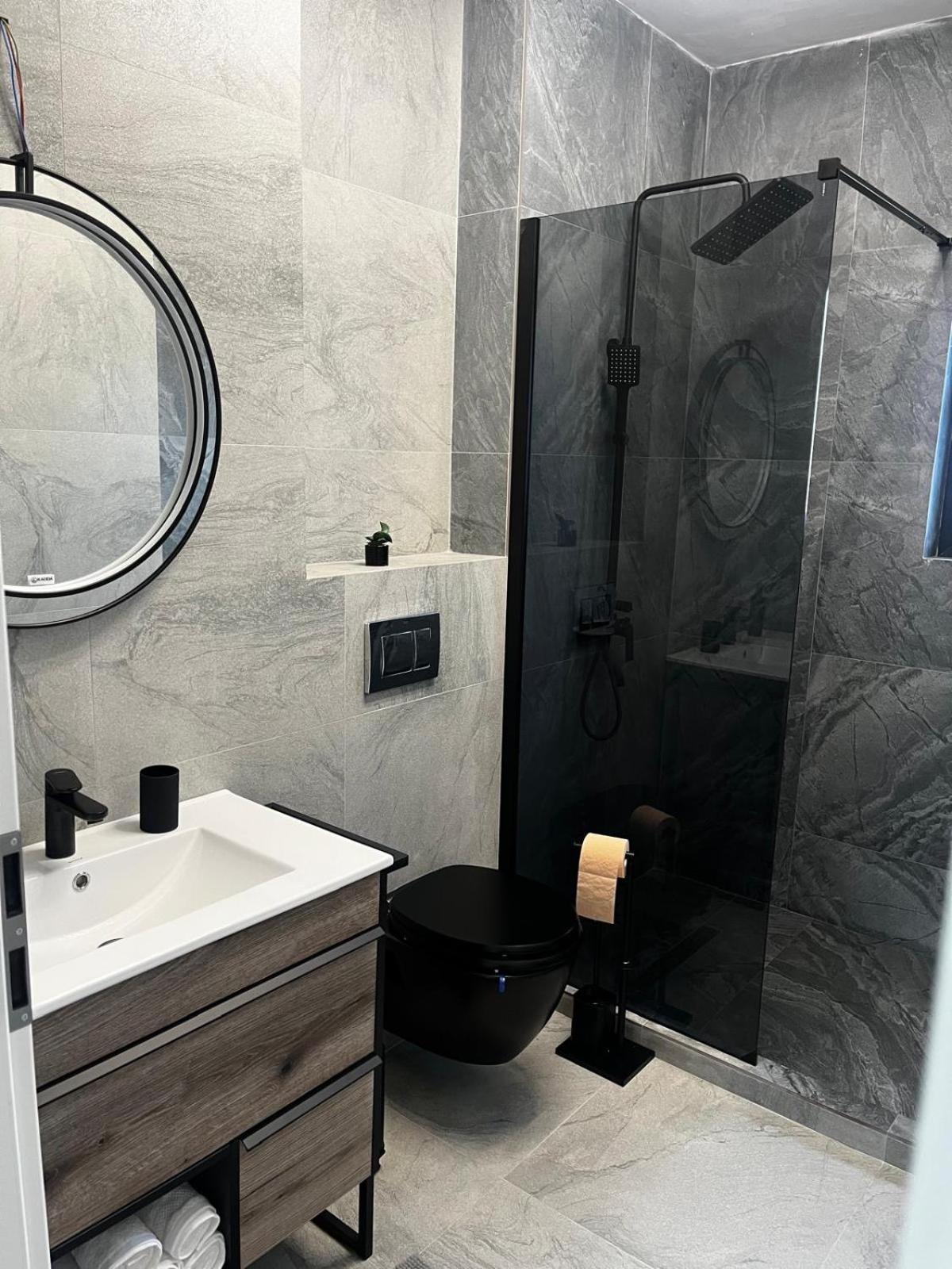 K&K Apartements 크라이오바 외부 사진